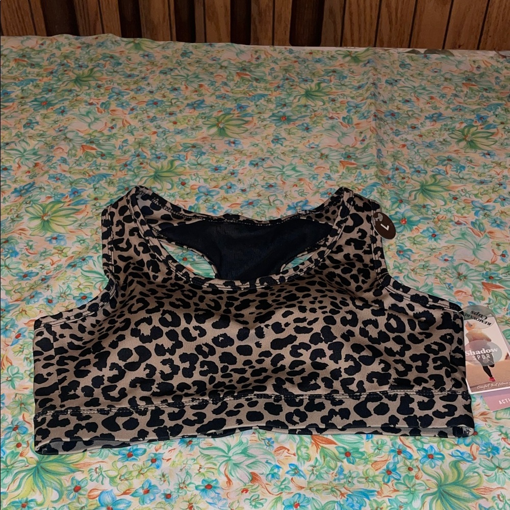 Tan & black Leopard Print Sports Bra (L)(nwt)